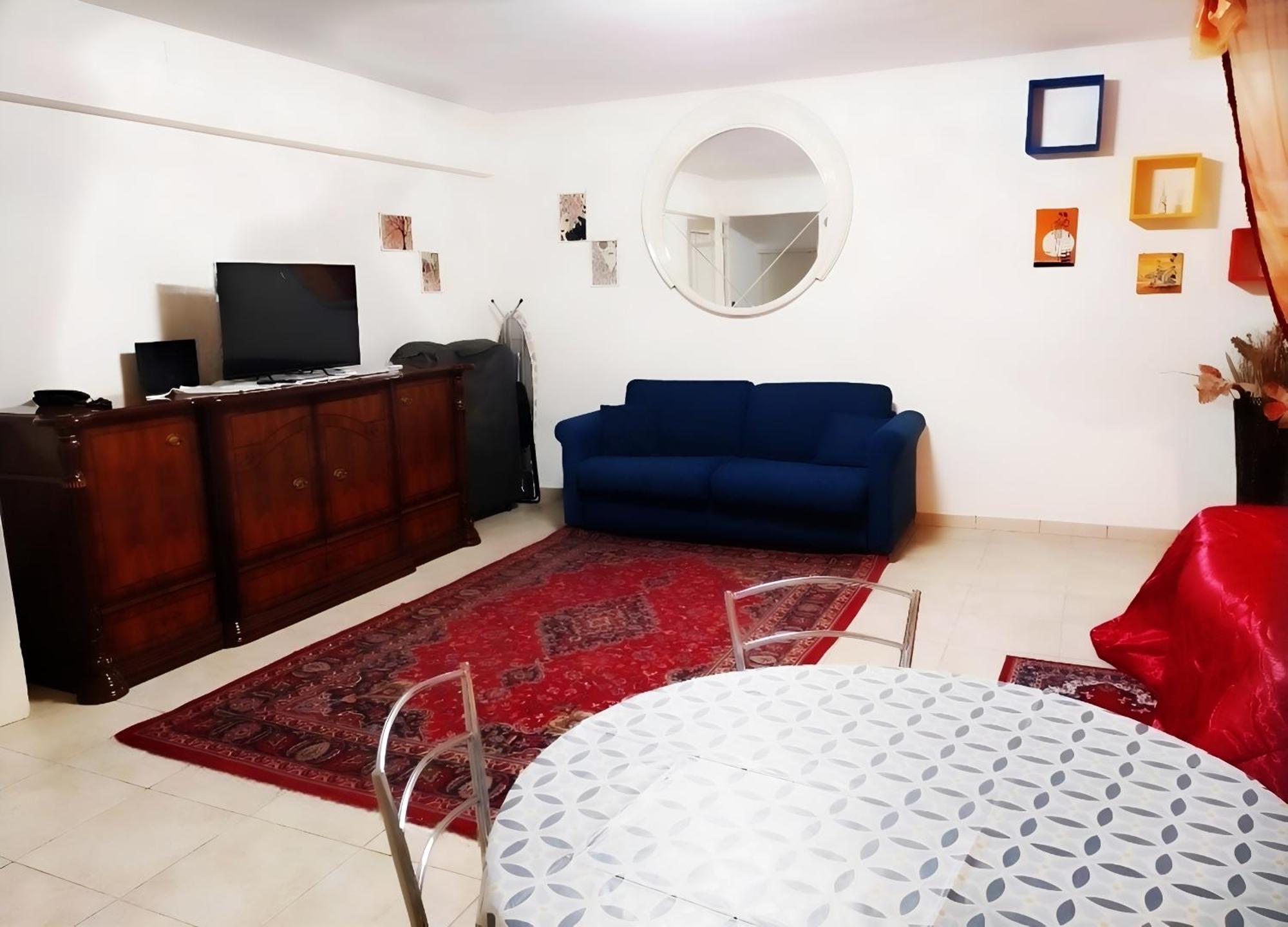 Casa Vacanza La Maison De Losyram Art ซาแลร์โน ภายนอก รูปภาพ